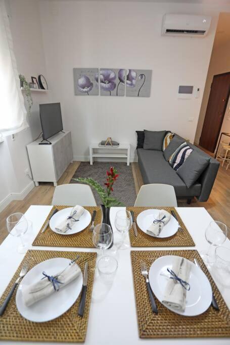 San Donato Apartment *